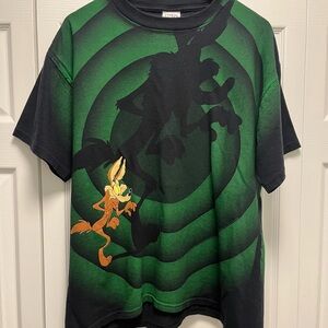 90s Wile Coyote All over print T-shirt